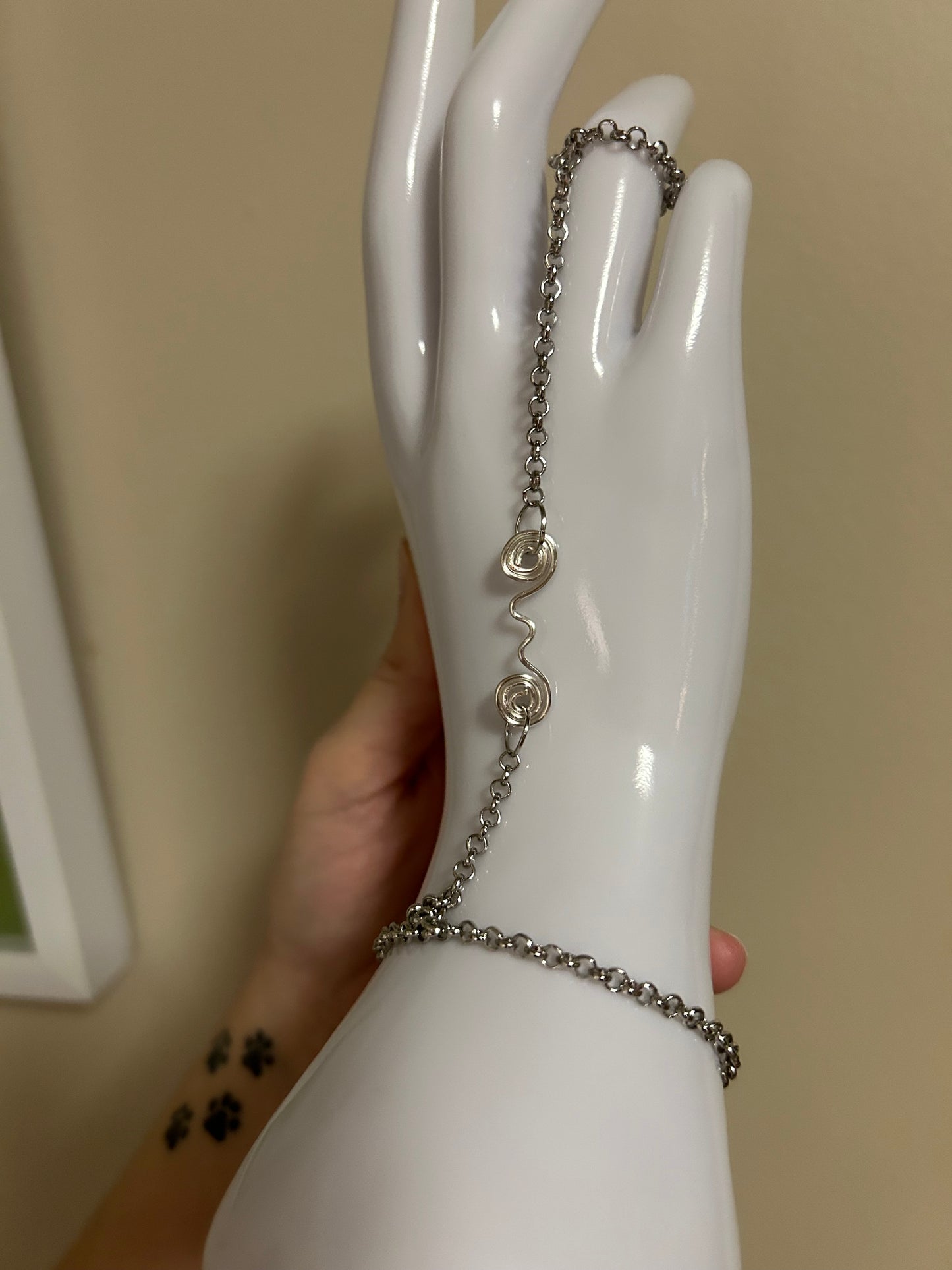 Silver Spiral Hand Chain