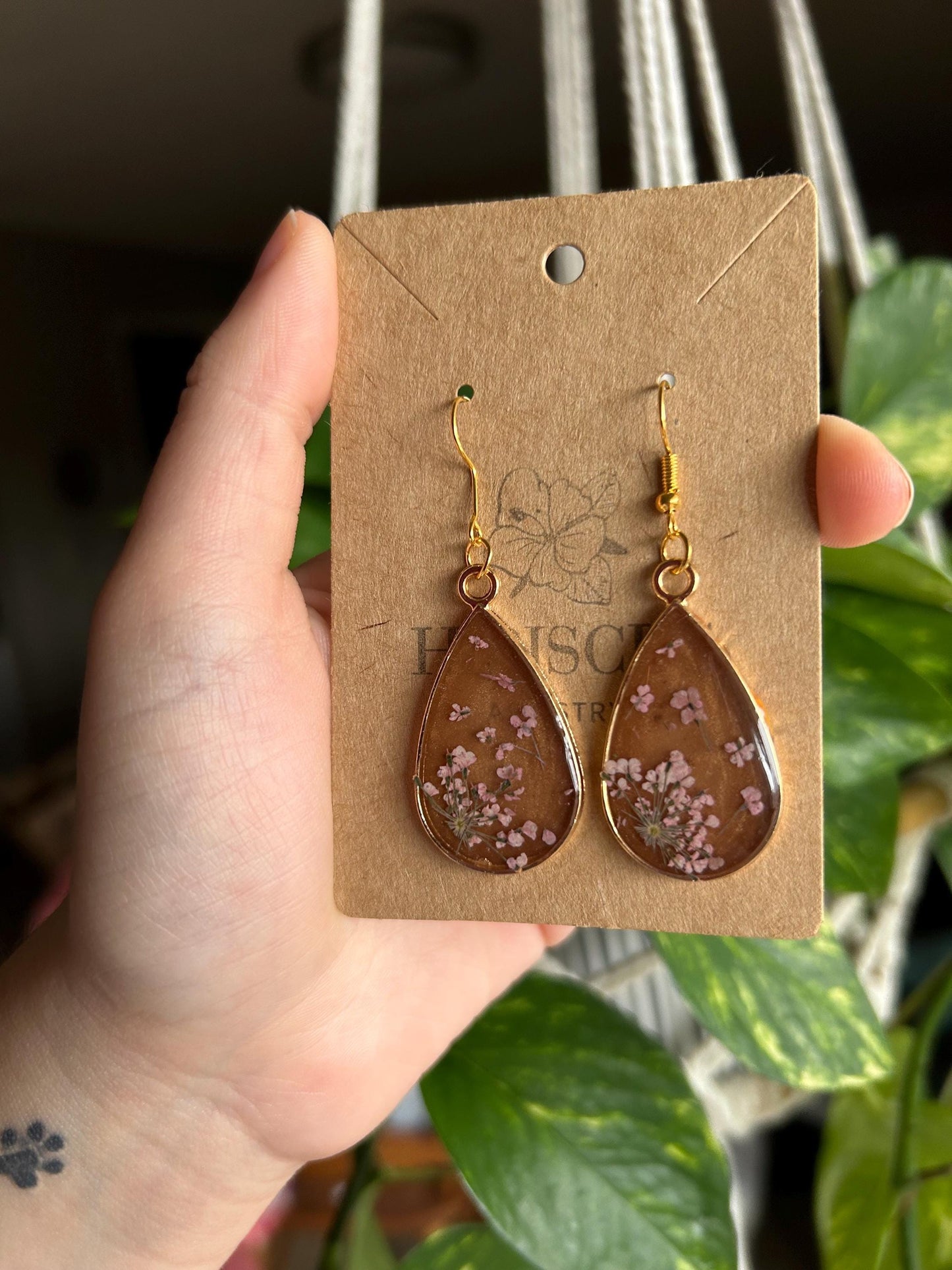 Resin Gold / Brown Earrings - Pink Lace Flowers