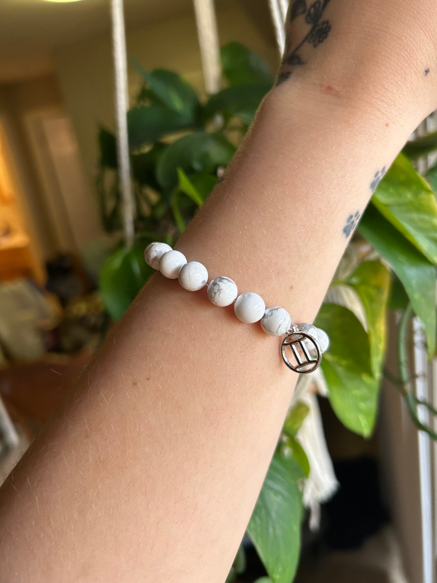 Howlite Gemini Crystal Bracelet