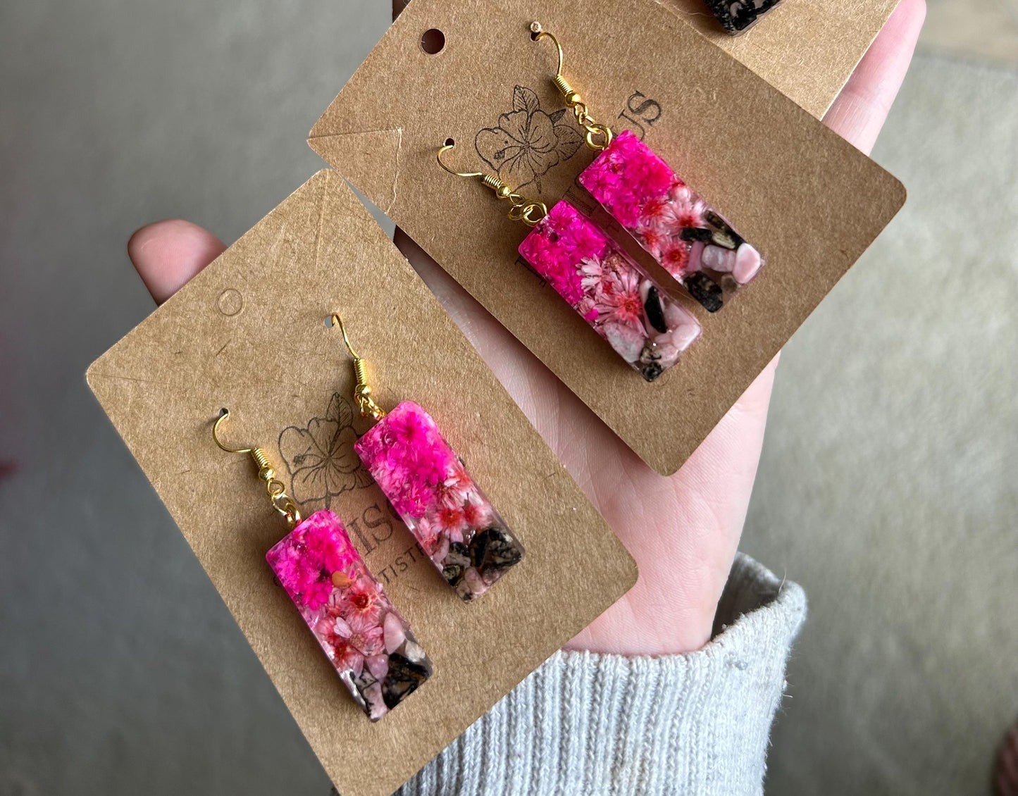 Resin Real Botanicals / Crystal Earrings - Pink Daisies and Rhodonite