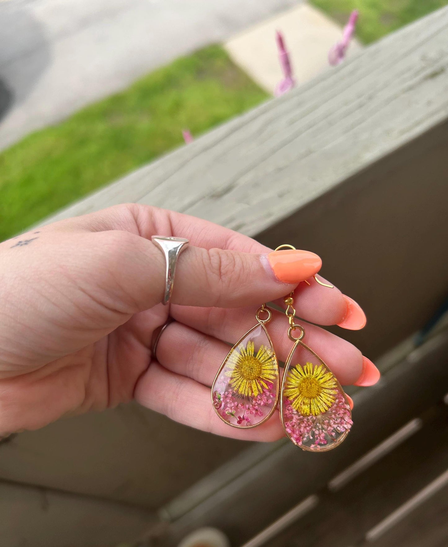 Pressed Flower Gold Earrings - Yellow/Pink Flowers