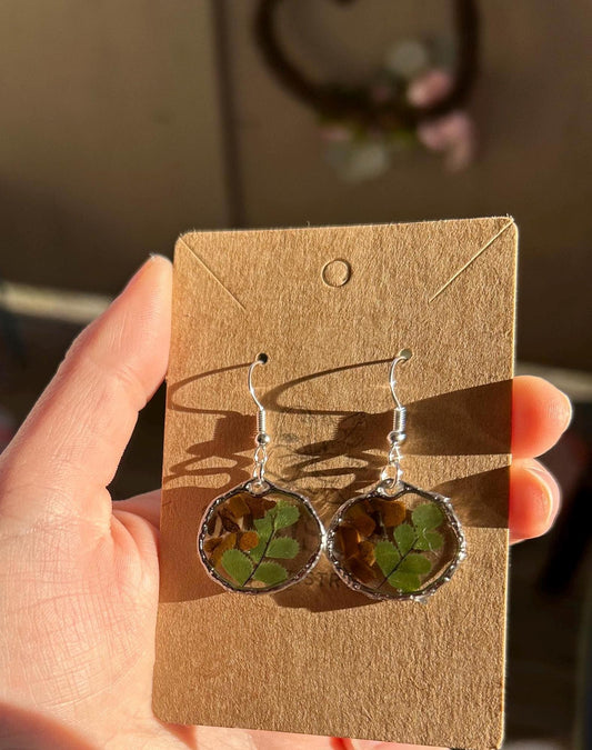 Pressed Flower Resin Earrings - Tigers Eye / Pressed Green Leaves